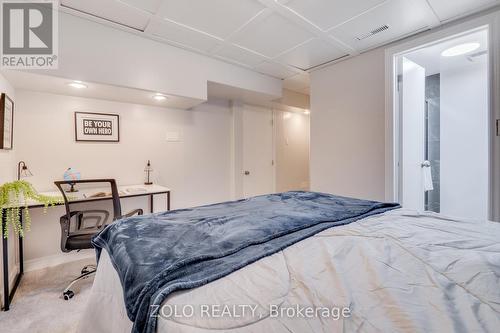 371 Burnett Avenue, Cambridge, ON - Indoor Photo Showing Bedroom