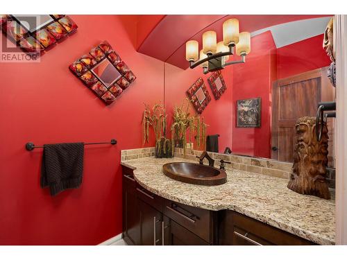 603 Arbor View Drive, Kelowna, BC - Indoor Photo Showing Bathroom