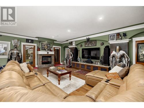 603 Arbor View Drive, Kelowna, BC - Indoor Photo Showing Living Room With Fireplace