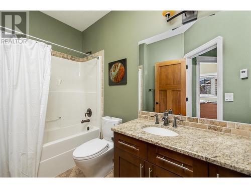 603 Arbor View Drive, Kelowna, BC - Indoor Photo Showing Bathroom