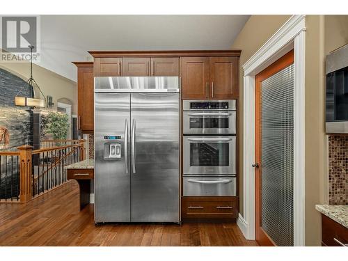 603 Arbor View Drive, Kelowna, BC - Indoor Photo Showing Kitchen