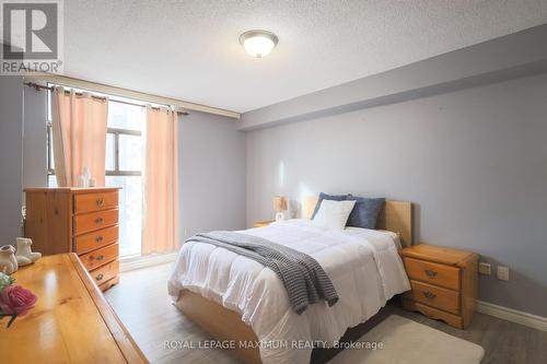 501 - 135 Marlee Avenue, Toronto, ON - Indoor Photo Showing Bedroom