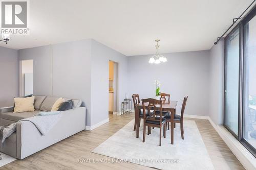 501 - 135 Marlee Avenue, Toronto, ON - Indoor Photo Showing Dining Room