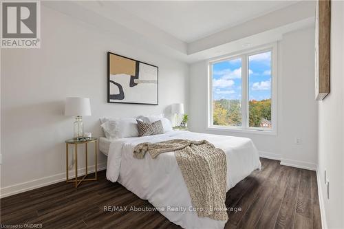 16 - 3562 Colonial Drive, Mississauga (Erin Mills), ON - Indoor Photo Showing Bedroom