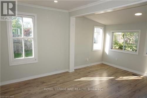 25 Lillian Street, Fort Erie (333 - Lakeshore), ON - Indoor Photo Showing Other Room