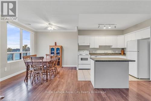 311 - 60 Wyndham Street S, Guelph (Two Rivers), ON - Indoor Photo Showing Kitchen