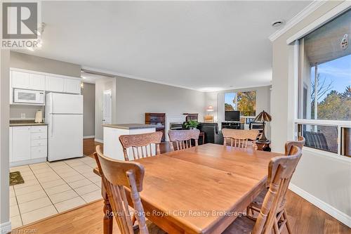 311 - 60 Wyndham Street S, Guelph (Two Rivers), ON - Indoor Photo Showing Dining Room