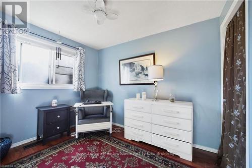 11 - 1110 Garth Street, Hamilton (Rolston), ON - Indoor Photo Showing Bedroom