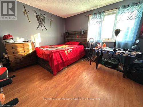 13 Coventry Crescent, Kingston (West Of Sir John A. Blvd), ON - Indoor Photo Showing Bedroom