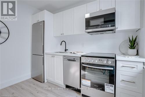 C-204 - 1083 Main Street E, Hamilton (Crown Point), ON - Indoor Photo Showing Kitchen With Stainless Steel Kitchen