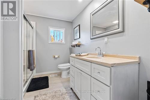 4 Seip Road, South Bruce, ON - Indoor Photo Showing Bathroom