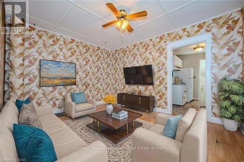 25 Blandford Street, Toronto (Oakwood-Vaughan), ON - Indoor Photo Showing Living Room With Fireplace