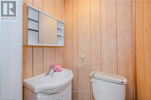 25 Blandford Street, Toronto (Oakwood-Vaughan), ON - Indoor Photo Showing Bathroom