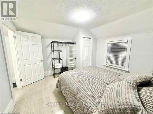 14 Kennedy Avenue, Kitchener, ON - Indoor Photo Showing Bedroom