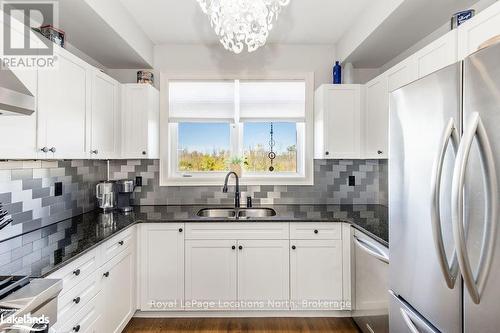 42 Joseph Trail, Collingwood, ON - Indoor Photo Showing Kitchen With Stainless Steel Kitchen With Double Sink