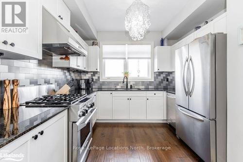 42 Joseph Trail, Collingwood, ON - Indoor Photo Showing Kitchen With Stainless Steel Kitchen With Upgraded Kitchen