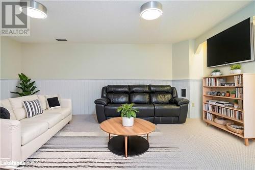 3 - 63 Bay Street W, Blue Mountains (Thornbury), ON - Indoor Photo Showing Living Room