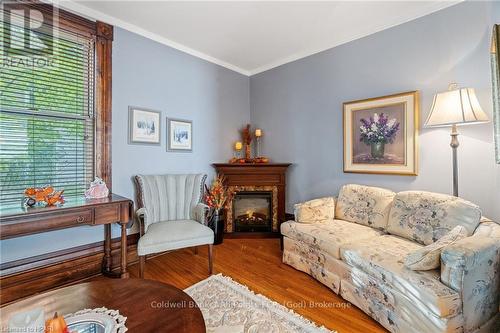 110 Quebec Street, Goderich (Goderich Town), ON - Indoor Photo Showing Living Room With Fireplace