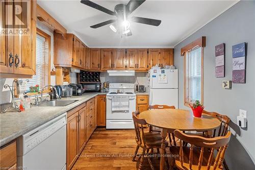 110 Quebec Street, Goderich (Goderich Town), ON - Indoor Photo Showing Kitchen