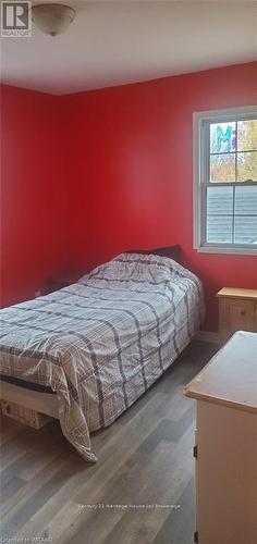 118 Dover Street, Woodstock (Woodstock - South), ON - Indoor Photo Showing Bedroom