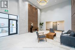 Lobby - 