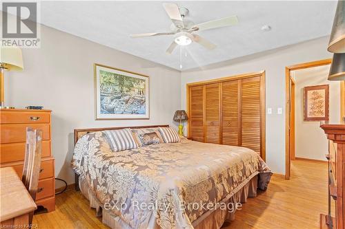 197 Fairway Hill Crescent, Kingston (Central City West), ON - Indoor Photo Showing Bedroom