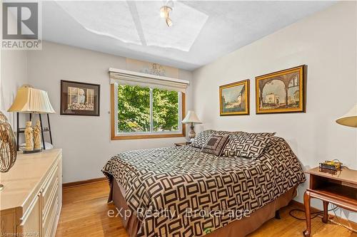 197 Fairway Hill Crescent, Kingston (Central City West), ON - Indoor Photo Showing Bedroom