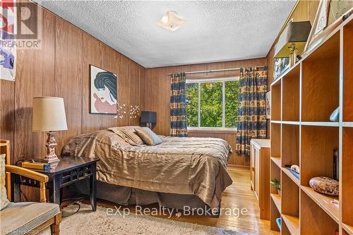 197 Fairway Hill Crescent, Kingston (Central City West), ON - Indoor Photo Showing Bedroom