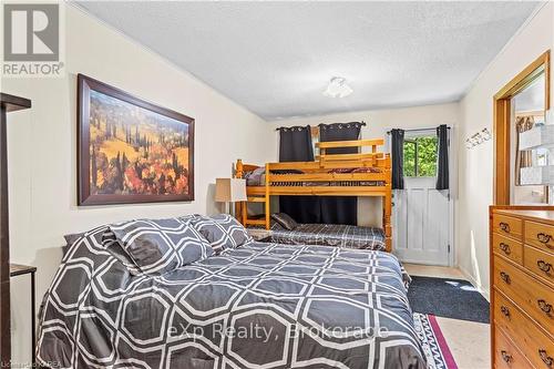 197 Fairway Hill Crescent, Kingston (Central City West), ON - Indoor Photo Showing Bedroom