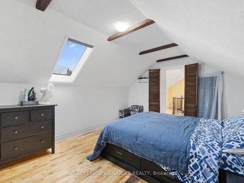 99 Mclaughlin Blvd, Oshawa, ON - Indoor Photo Showing Bedroom