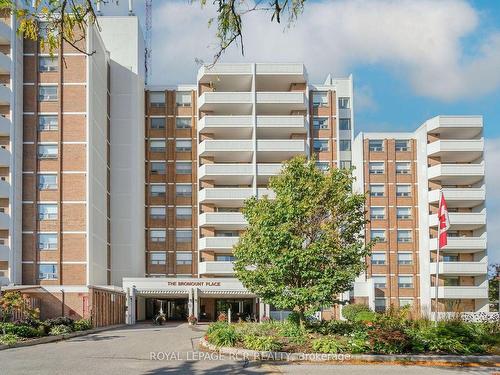 204-8 Fead St, Orangeville, ON - Outdoor With Balcony With Facade