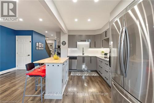 312B Bluevale Street N, Waterloo, ON - Indoor Photo Showing Kitchen With Stainless Steel Kitchen With Upgraded Kitchen