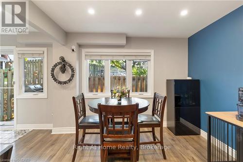 312B Bluevale Street N, Waterloo, ON - Indoor Photo Showing Dining Room