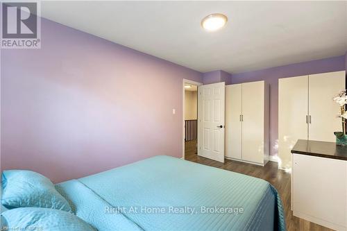 312B Bluevale Street N, Waterloo, ON - Indoor Photo Showing Bedroom