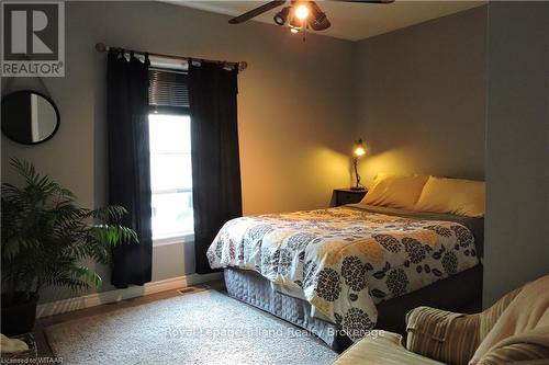 14 Elgin Street W, Norwich (Norwich Town), ON - Indoor Photo Showing Bedroom