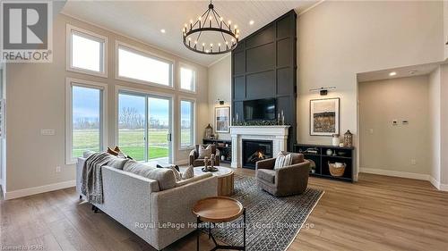 171 Kingfisher Lane, Goderich (Goderich Town), ON - Indoor Photo Showing Living Room With Fireplace