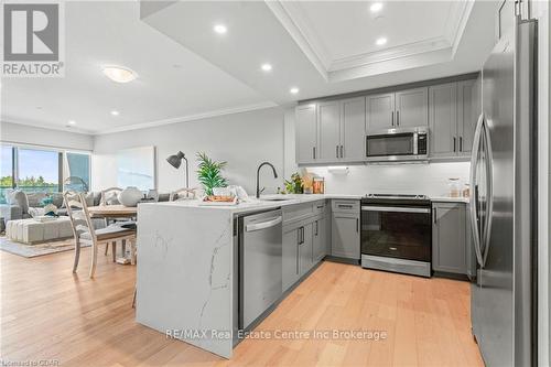 406 - 1880 Gordon Street, Guelph (Guelph South), ON - Indoor Photo Showing Kitchen With Stainless Steel Kitchen With Upgraded Kitchen