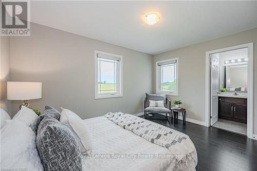 58 - 107 Westra Drive, Guelph/Eramosa, ON - Indoor Photo Showing Bedroom