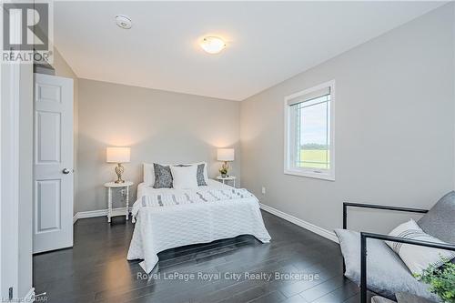 58 - 107 Westra Drive, Guelph/Eramosa, ON - Indoor Photo Showing Bedroom