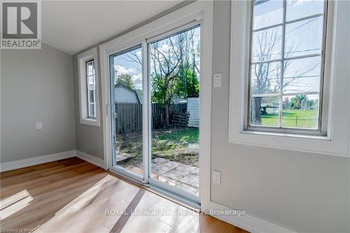 321 Dieppe Street, Welland (773 - Lincoln/Crowland), ON - Indoor Photo Showing Other Room