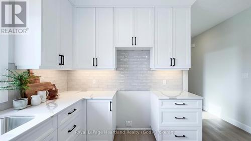 467 Woodridge Drive, Goderich (Goderich Town), ON - Indoor Photo Showing Kitchen