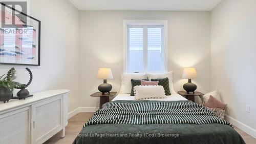 467 Woodridge Drive, Goderich (Goderich Town), ON - Indoor Photo Showing Bedroom