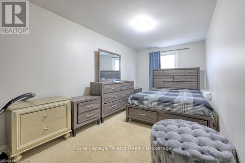 149 Deveron Crescent, London, ON - Indoor Photo Showing Bedroom