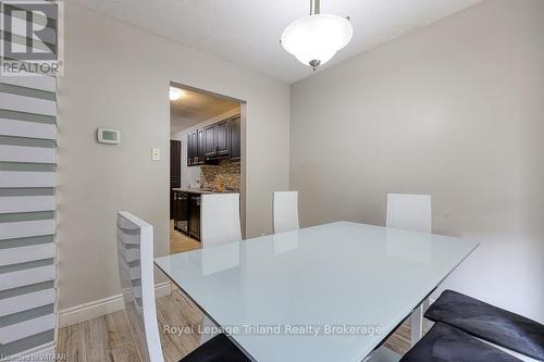 149 Deveron Crescent, London, ON - Indoor Photo Showing Dining Room