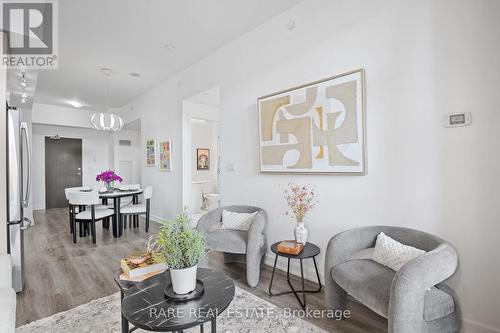 718 - 50 Bruyeres Mews, Toronto, ON - Indoor Photo Showing Living Room