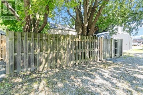 10 Thorold Road E, Welland (767 - N. Welland), ON - Outdoor