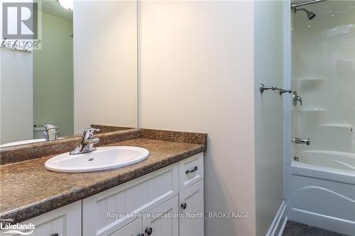 48 Clover Crescent, Wasaga Beach, ON - Indoor Photo Showing Bathroom