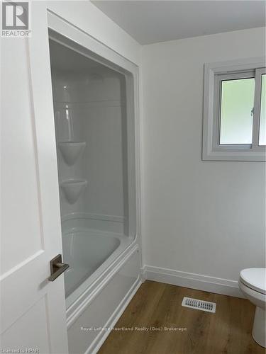 26 Watergate Drive, Ashfield-Colborne-Wawanosh (Colborne), ON - Indoor Photo Showing Bathroom