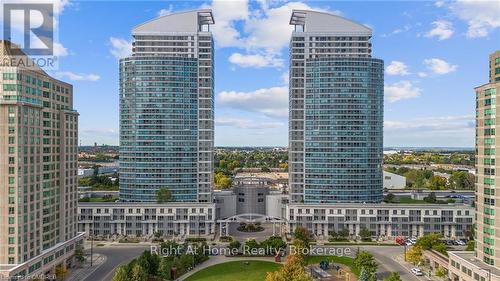 1601 - 36 Lee Centre Drive, Toronto (Woburn), ON - Outdoor