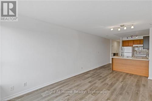 1601 - 36 Lee Centre Drive, Toronto (Woburn), ON - Indoor Photo Showing Kitchen